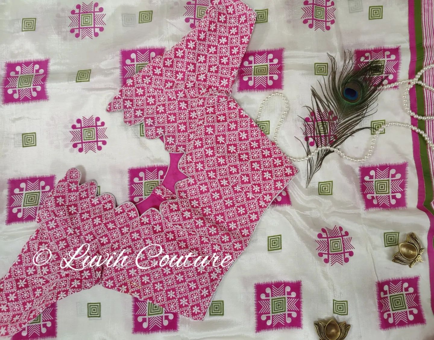 White and Pink Blouse Mangalagiri saree Closeup