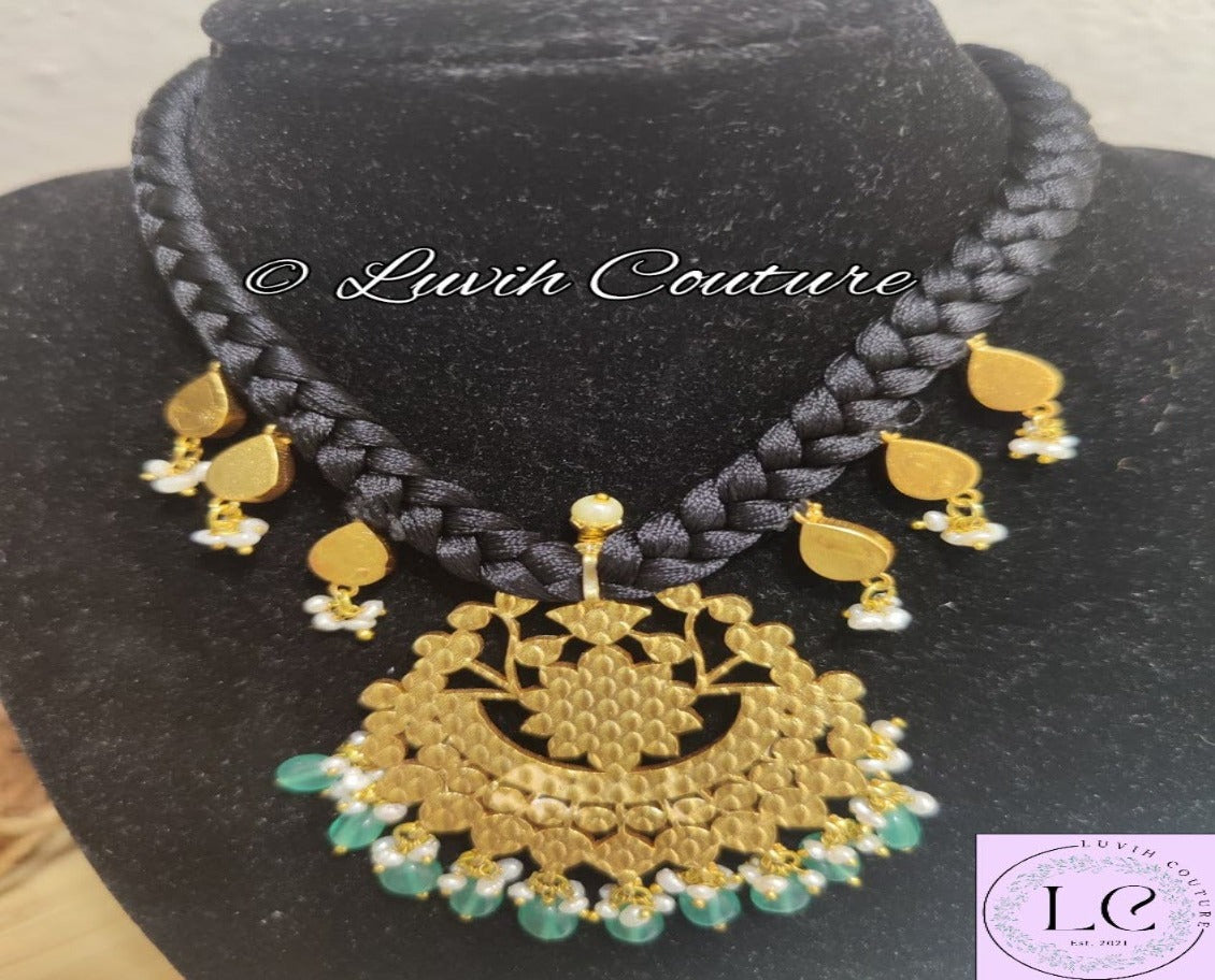 Jadau Kundan Floral Mangalsutra Back side for women, Luvih Couture