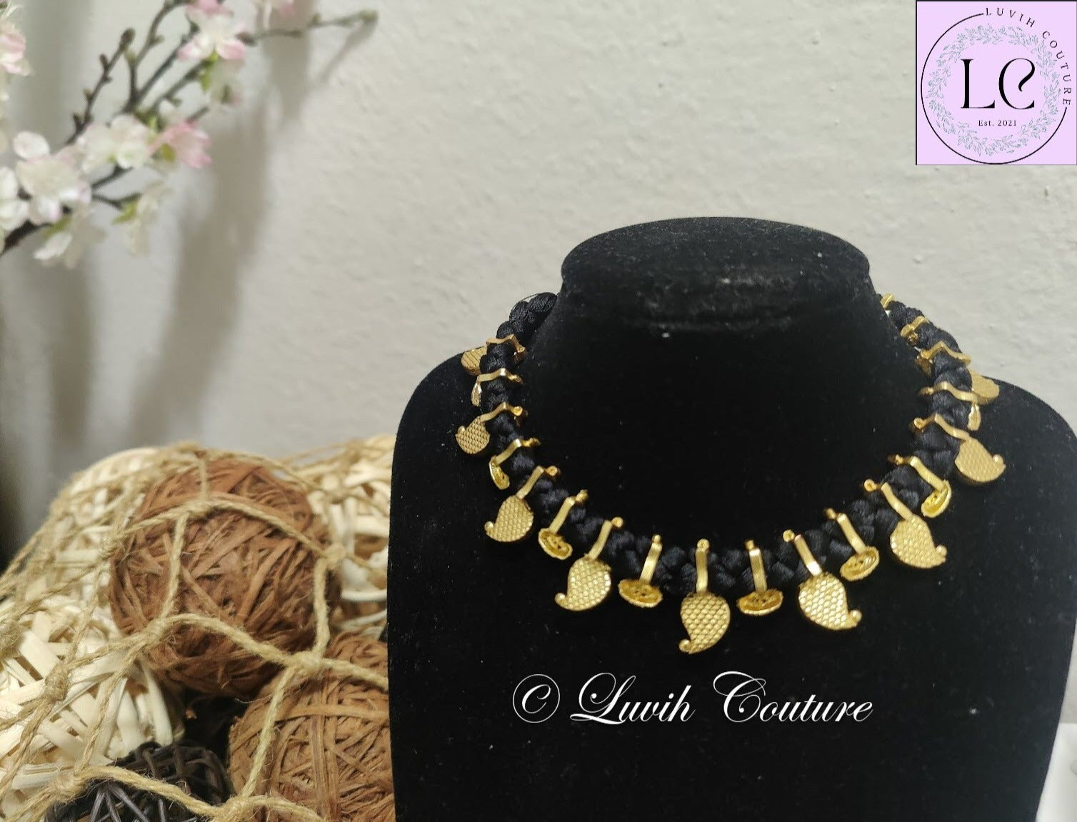 Jadau Kundan Mango Lakshmi Mangalsutra Back side  for women 