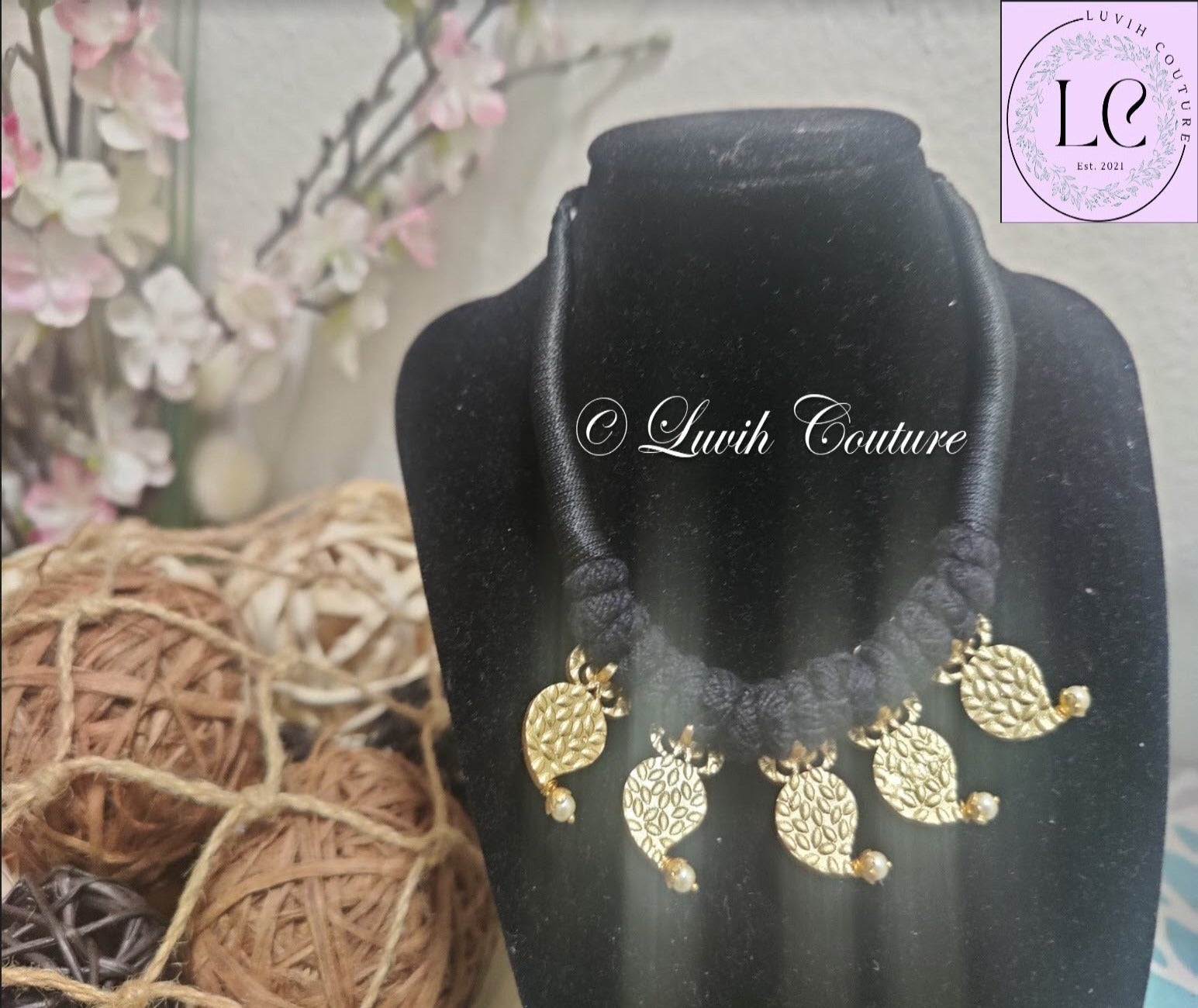 Jadau Kundan Necklaces/ Jadau Kundan Mangalsutra Mango  Design, Luvih Couture